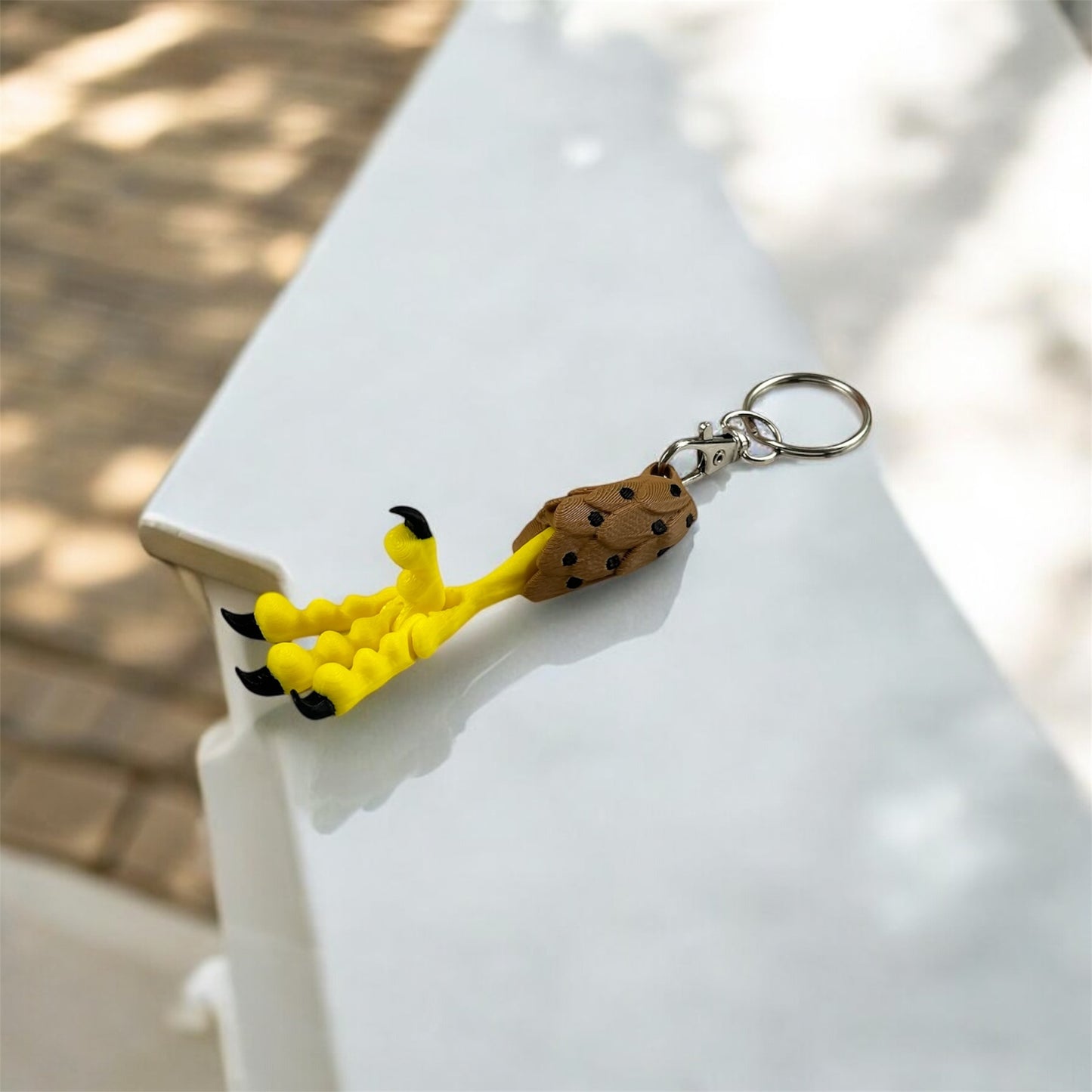 Falcon claws keychain