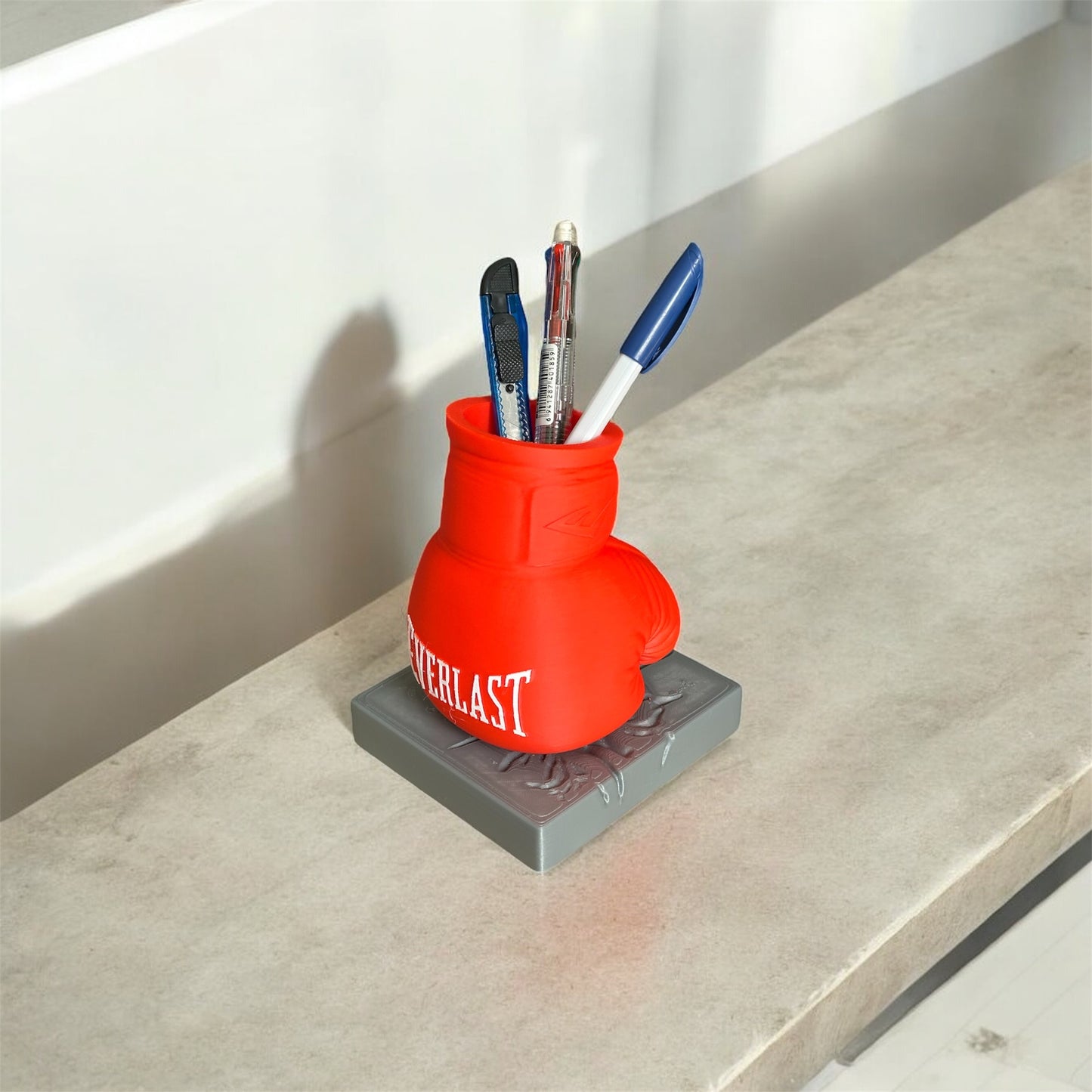 Boxing pin holder